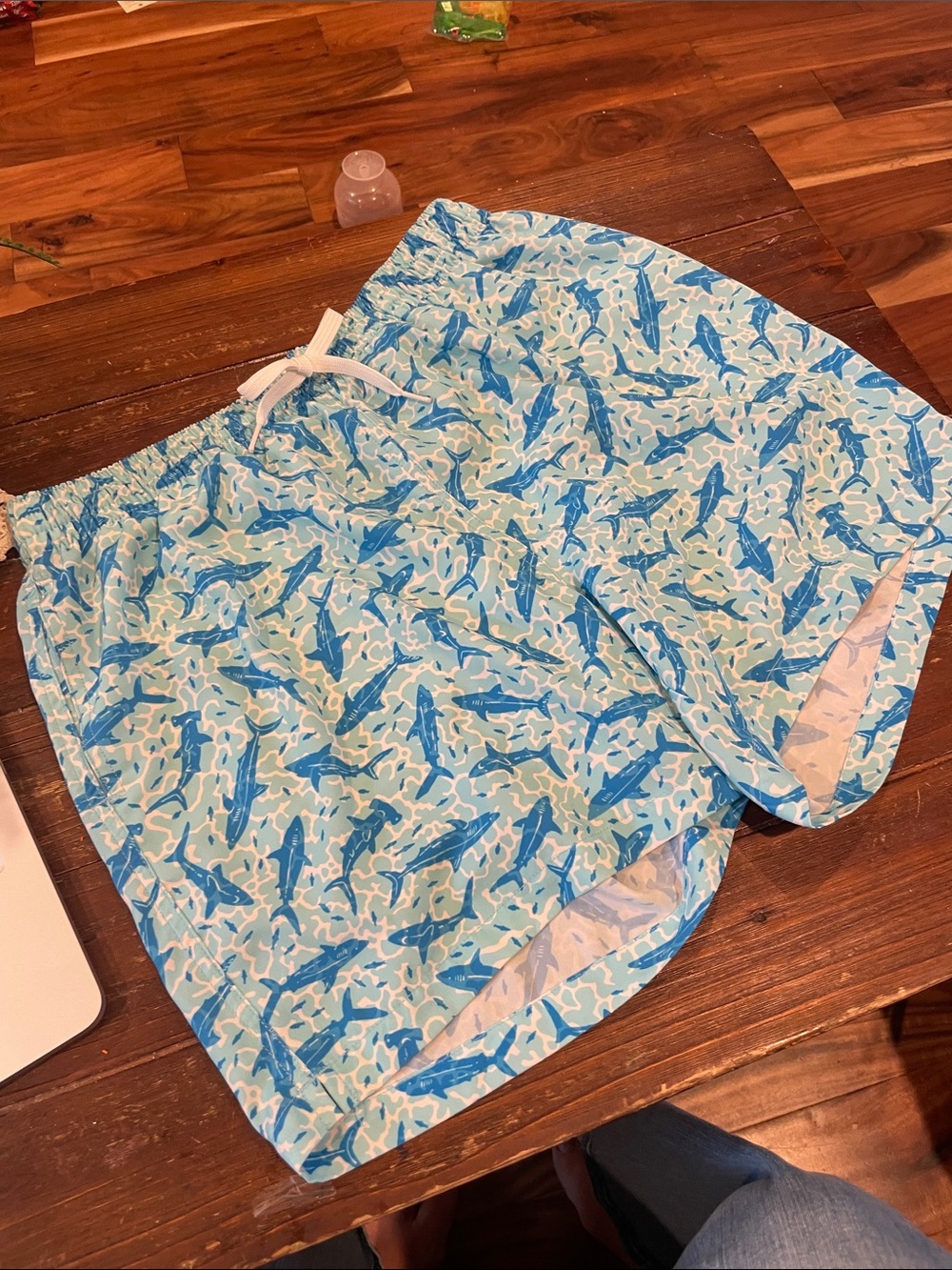 Chubbies L Men's Light Blue Shark-Print Swim Shorts